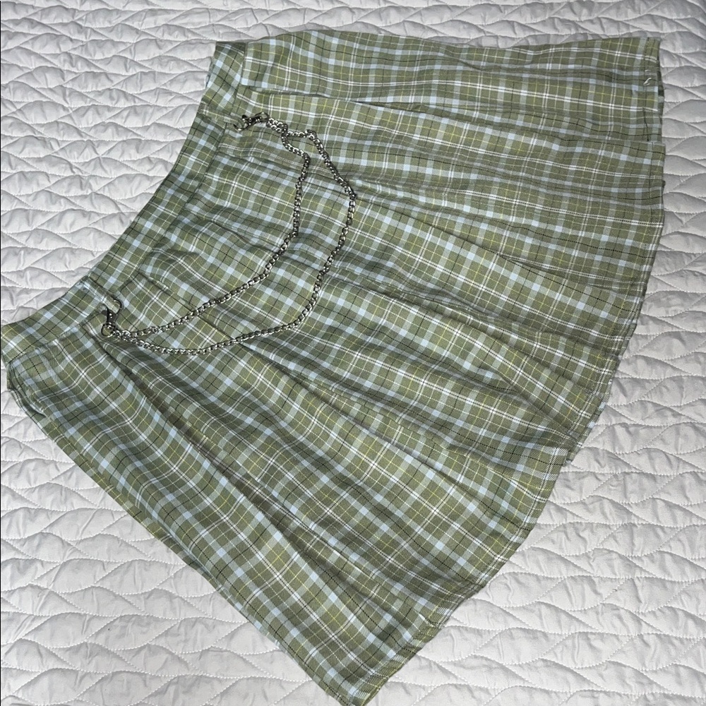 Hot Topic Green Plaid Skirt Size XL